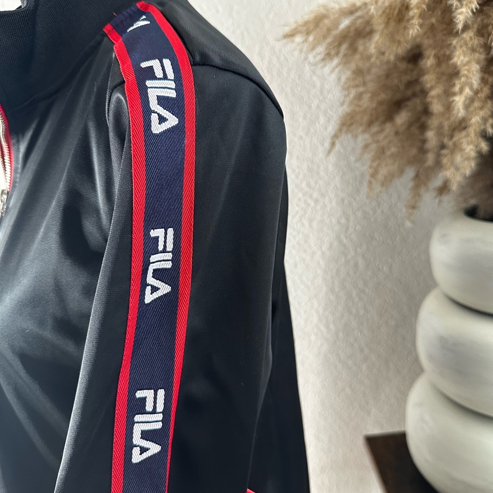 FILA Black Jacket with Red Accents Size XL NWT - Picture 4 of 7